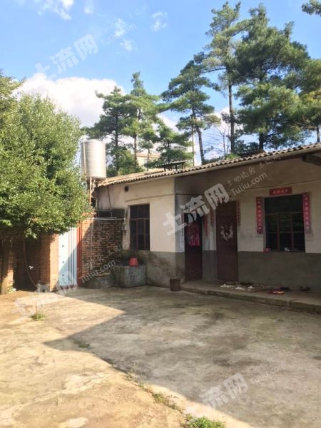 昆明市官渡区大板桥150平米宅基地带3亩院子转让