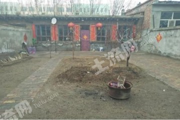 包頭九原區(qū)哈林格爾廠漢村450平大院房屋使用權(quán)出租