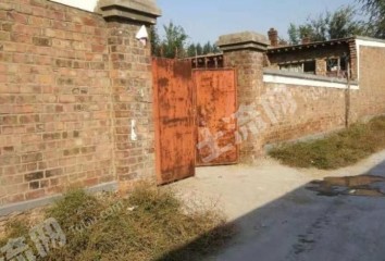 包頭九原區(qū)哈業(yè)腦包1500平米宅基地大院使用權(quán)出租