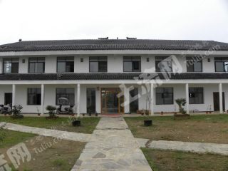 武漢黃陂區(qū)1079畝生態(tài)農(nóng)莊出租