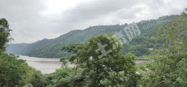 重庆渝北区湖边160平米宅基地使用权出租