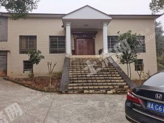 长沙岳麓区坪塘白泉400平米农家庭院出租