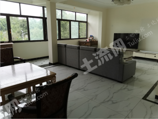 郫縣城郊400平米獨(dú)棟全新農(nóng)村小別墅整體對外使用權(quán)出租