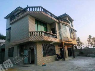 黔南龙里县 420平方米 农家庭院 使用权出租