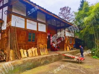 开阳200平米农家庭院使用权流转