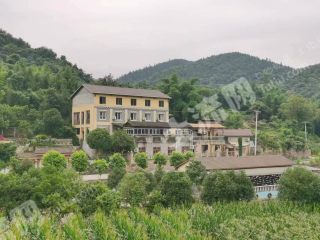 重庆 900平米 度假山庄 使用权出租