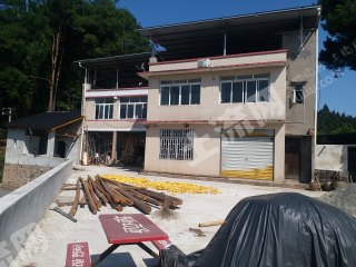 重庆巴南区250平米农家庭院使用权出租