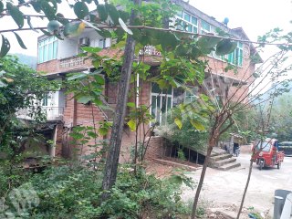 重慶巴南區(qū)560平米度假山莊使用權(quán)出租