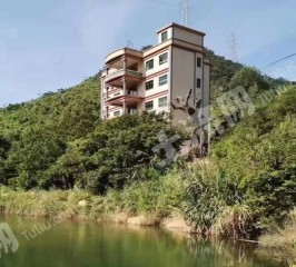 惠東縣近海10畝山莊帶獨棟2層樓使用權(quán)轉(zhuǎn)讓
