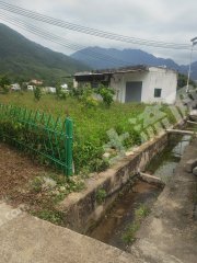 惠东县环境好农房带1亩地使用权出租