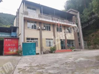 宜宾叙州区风景区1500平米独院+1000平米坝子使用权出租n012