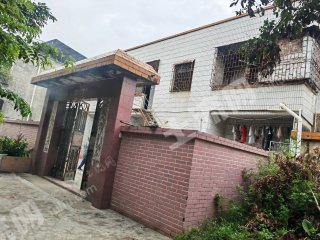 惠东多祝独栋两层楼房带院子使用权流转