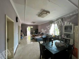 重慶江津區(qū)700平方米農(nóng)村宅基地使用權(quán)出租