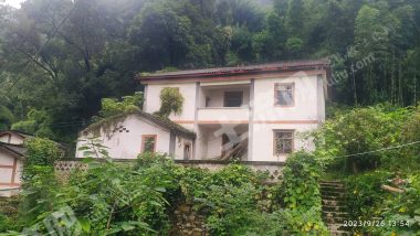 重慶合川區(qū)160平方米江景民房使用權(quán)出租