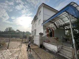 重庆九龙坡区500多平米民房加1000多平米堆场出租