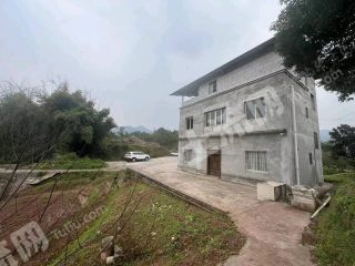 重庆九龙坡区300平米单家独院民房出租