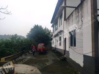 重慶渝北區(qū)200平方米農(nóng)村宅基地使用權(quán)出租