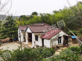 湖州長(zhǎng)興縣山邊2畝農(nóng)村宅基地使用權(quán)轉(zhuǎn)讓，靠近水庫(kù)，環(huán)境清幽
