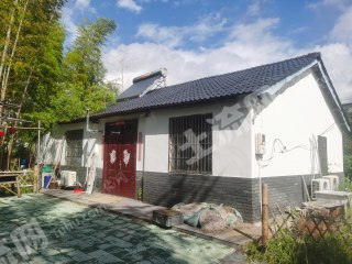 湖州长兴水口民房出租，三室两厅两卫一厨，精装，独立花园