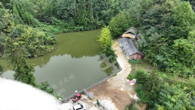 大邑山区带10亩鱼塘农房出租